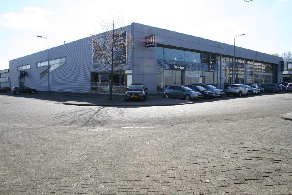 TREBLE begeleidt verkoop door Auto Smolders aan Content, Louwman en Auto Winters